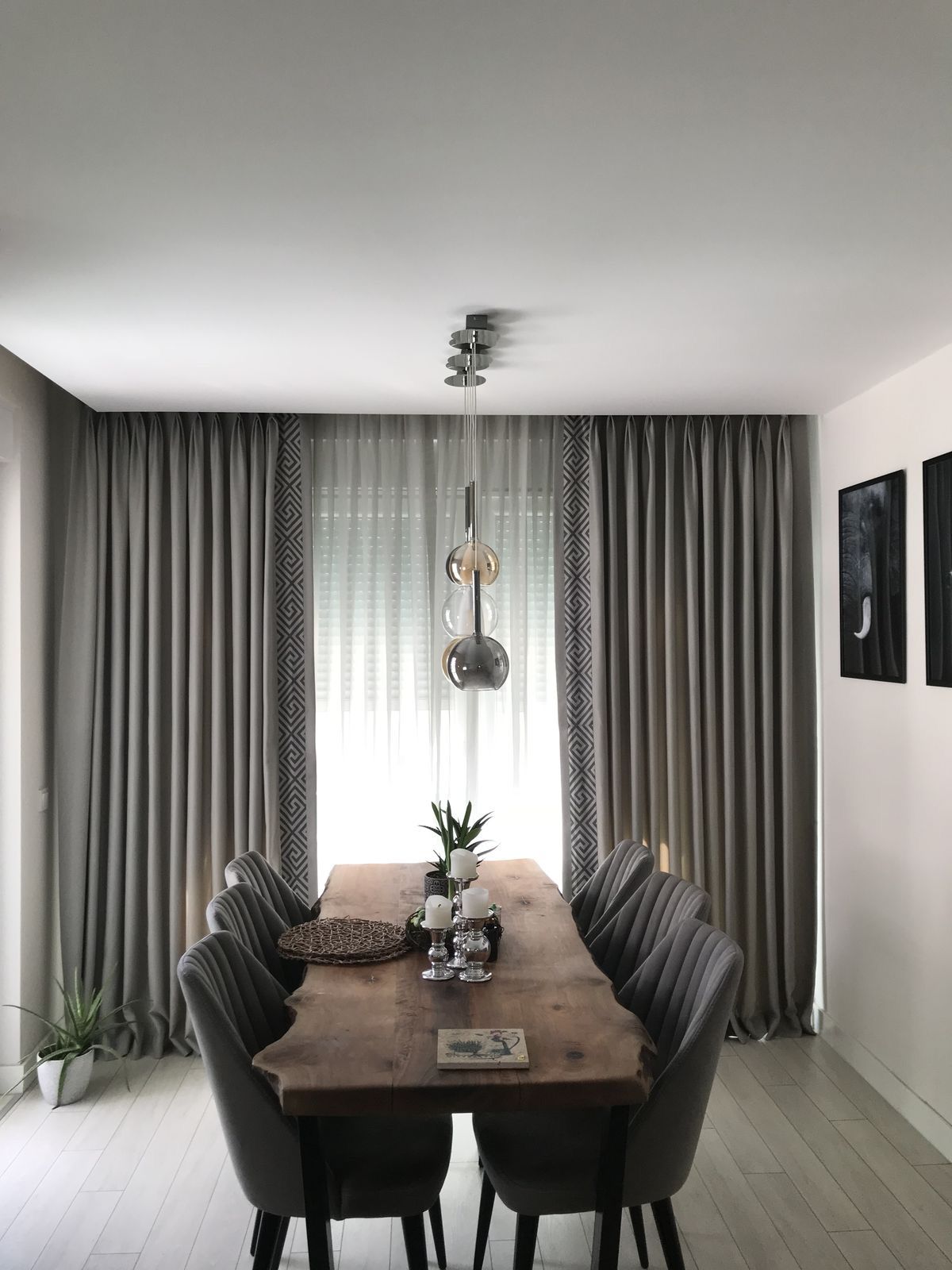 ม่านจีบ